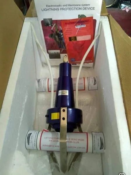 2 alat penangkal petir